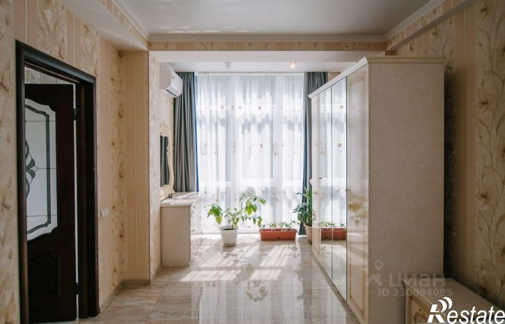 3-комн квартира ул Туапсинская, 9/1,  д. 9/1
