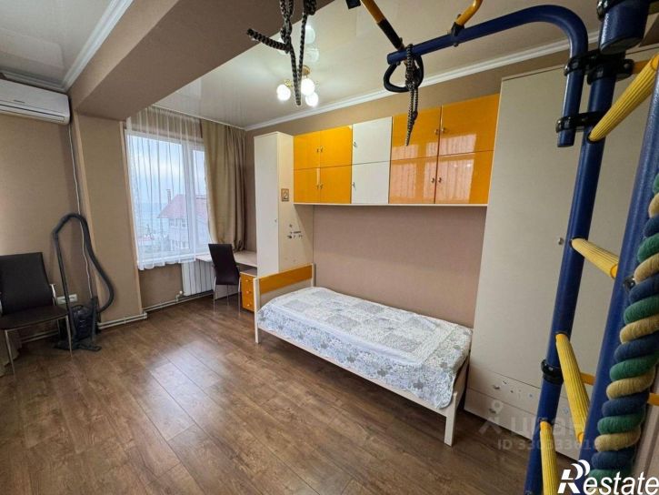 3-комн квартира ул Просвещения, 125,  д. 125