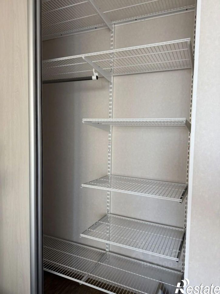 3-комн квартира улица Пирогова, 14,  д. 14