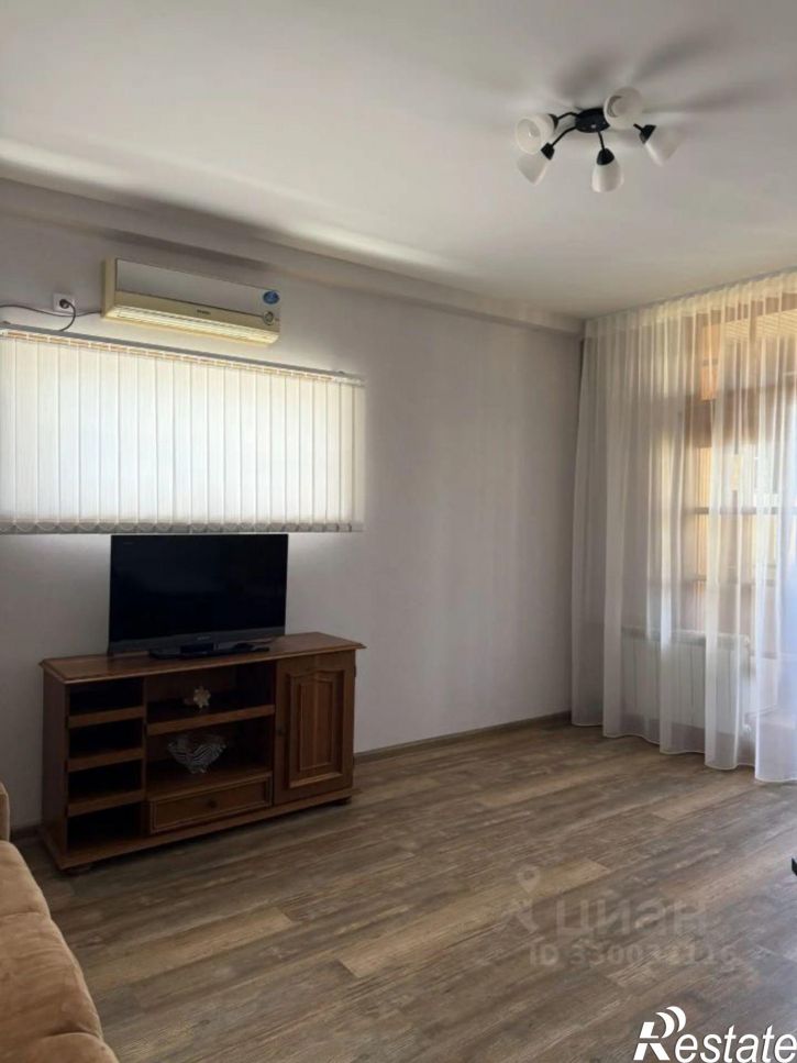 3-комн квартира улица Пирогова, 14,  д. 14