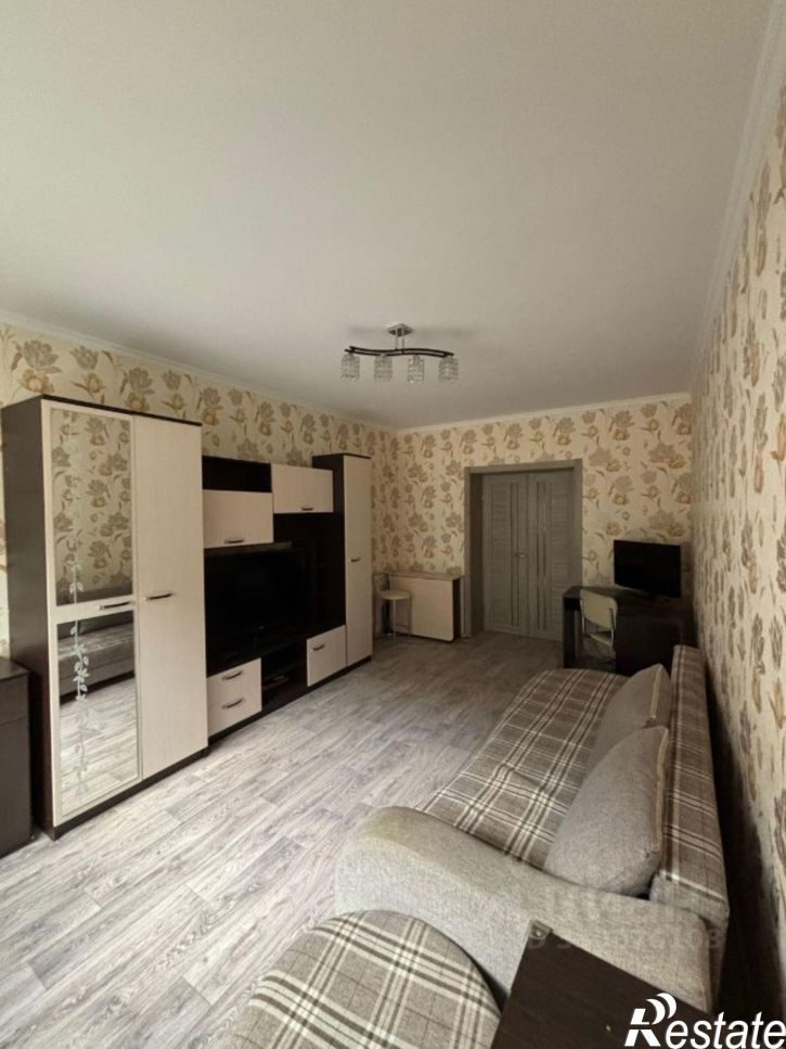 3-комн квартира улица Фурманова, 10Б,  д. 10Б