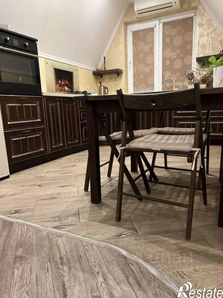 2-комн квартира ул Черновицкая, 64А,  д. 64А
