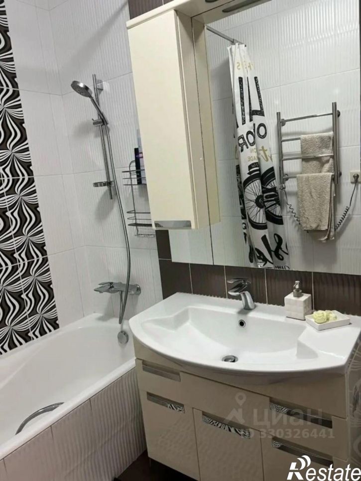 2-комн квартира ул Черновицкая, 64А,  д. 64А