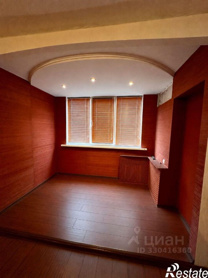 2-комн квартира ул Череповецкая, 18,  д. 18