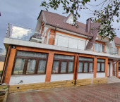 коттедж 680 кв м ул Защитников Кавказа, 24