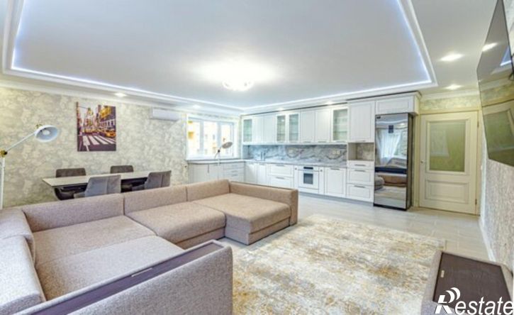 3-комн квартира Тепличная улица, 75,  д. 75