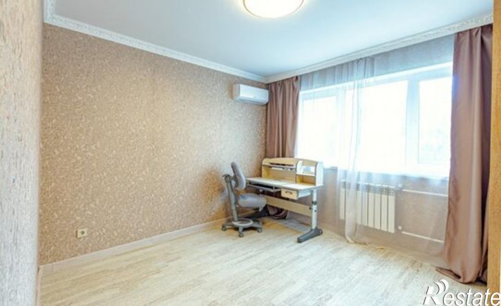 3-комн квартира Тепличная улица, 75,  д. 75