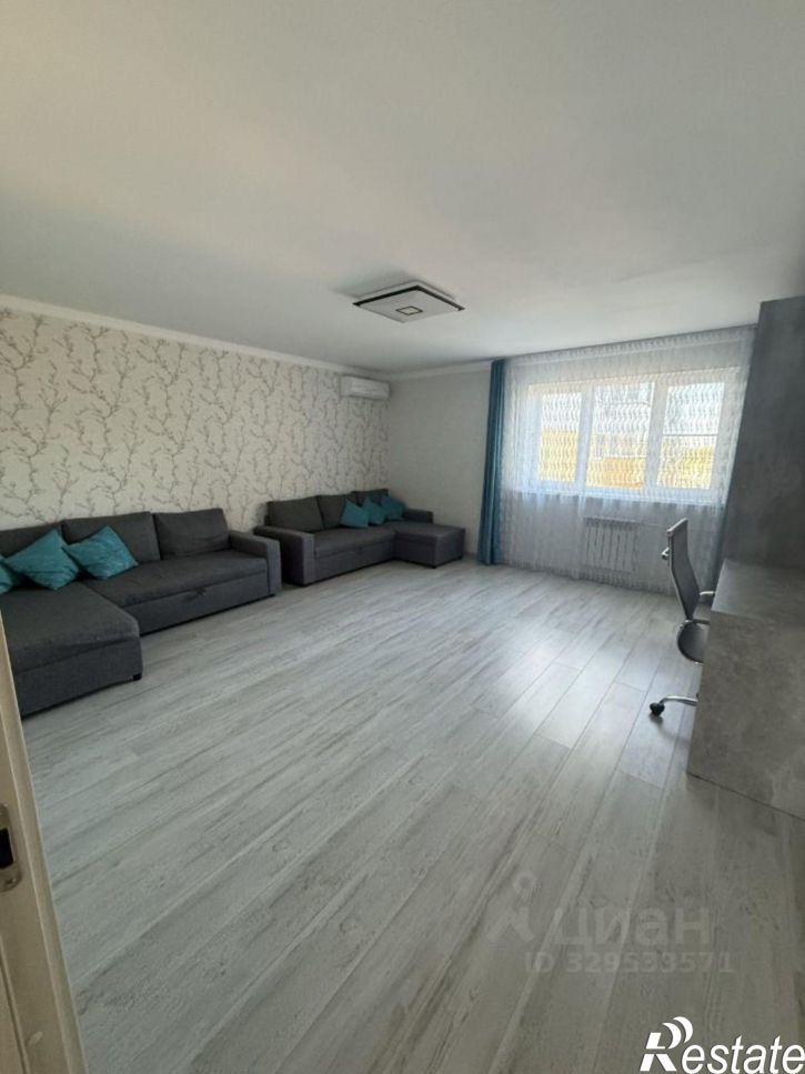 3-комн квартира Тепличная улица, 75,  д. 75