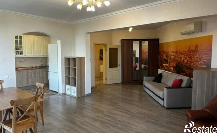 3-комн квартира ул Роз, 52,  д. 52