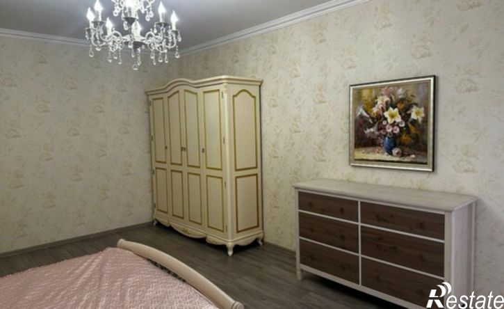 3-комн квартира ул Роз, 52,  д. 52