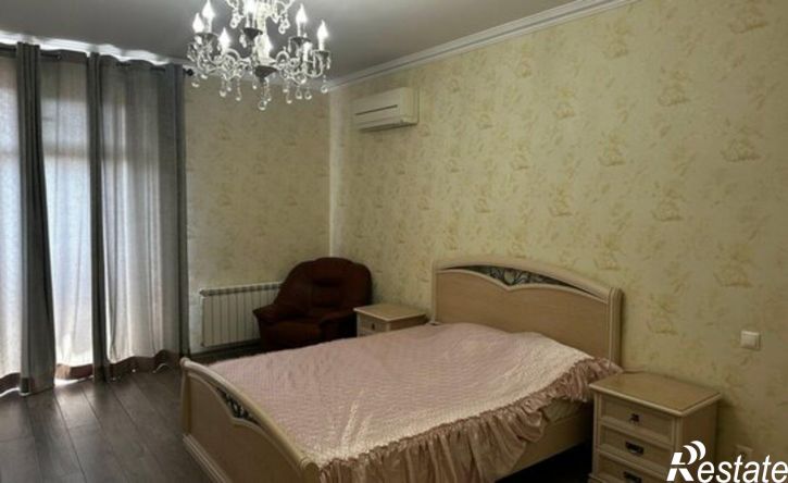 3-комн квартира ул Роз, 52,  д. 52