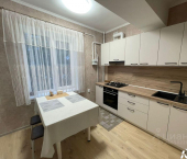 2-комн, 62кв м, этаж 3/4 ул Параллельная, 10А