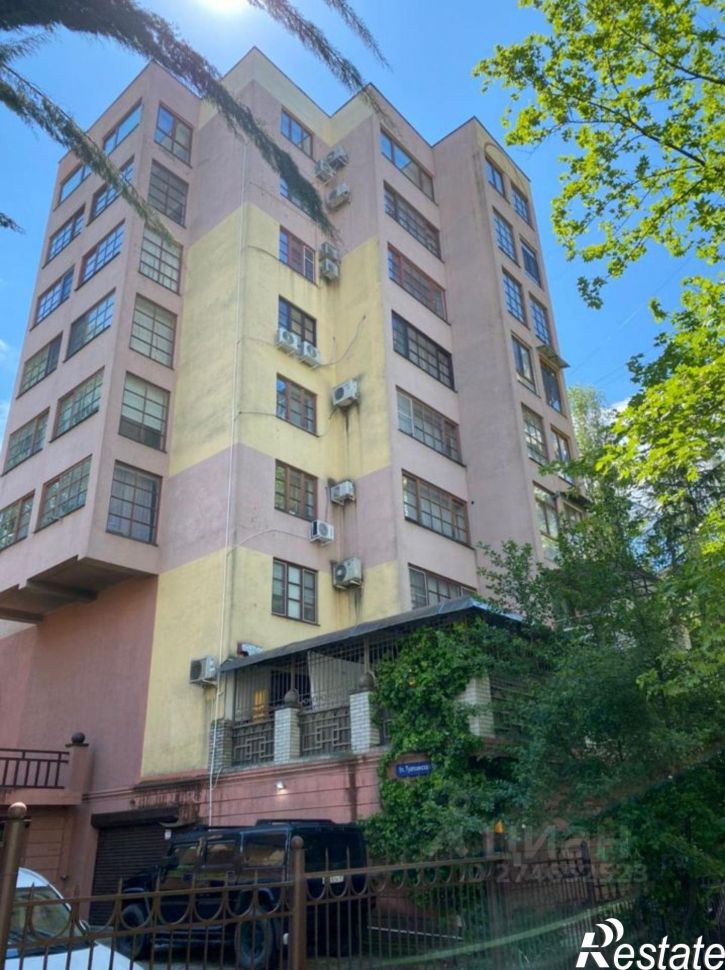 3-комн квартира Туапсинская улица, 15/3,  д. 15/3