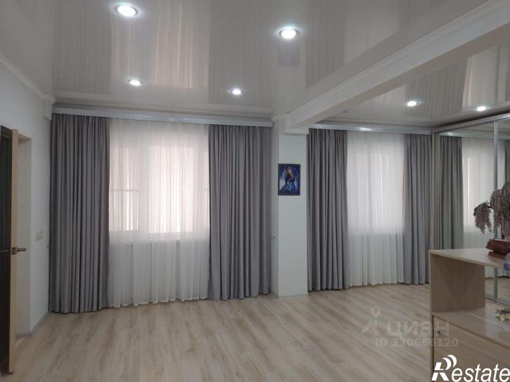 4-комн квартира Череповецкая улица, 18,  д. 18