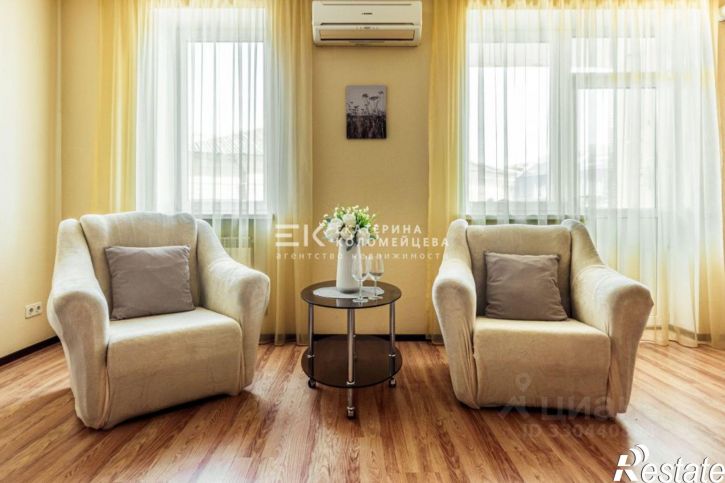 3-комн квартира ул Дмитриевой, 3,  д. 3