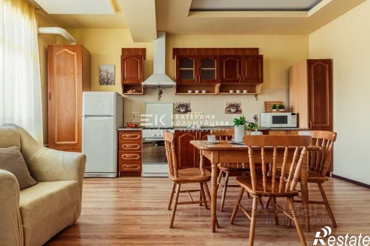 3-комн квартира ул Дмитриевой, 3,  д. 3