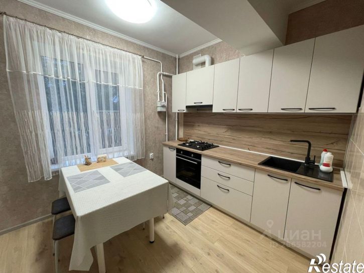2-комн квартира ул Параллельная, 10А,  д. 10А