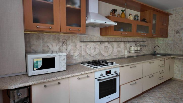 6-комн квартира Звездная улица, д.1
