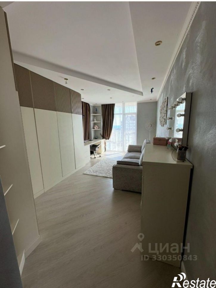 3-комн квартира ул Бамбуковая, 42,  д. 42