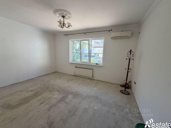 3-комн квартира улица Крупской, 32,  д. 32