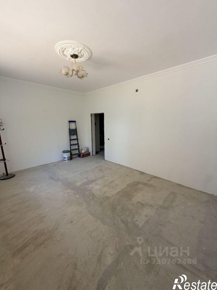 3-комн квартира улица Крупской, 32,  д. 32