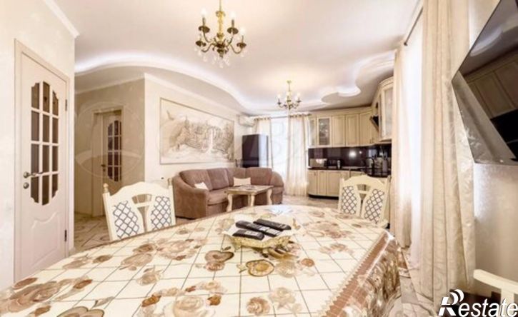 4-комн квартира ул 8 Марта, 13А,  д. 13А