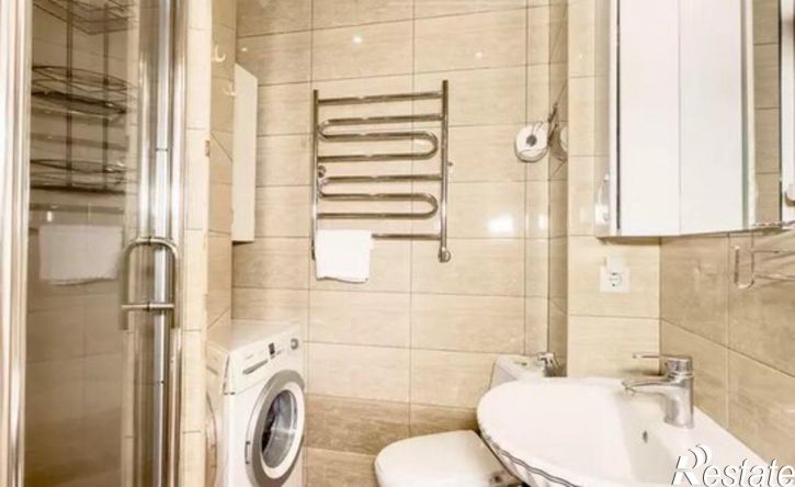 4-комн квартира ул 8 Марта, 13А,  д. 13А
