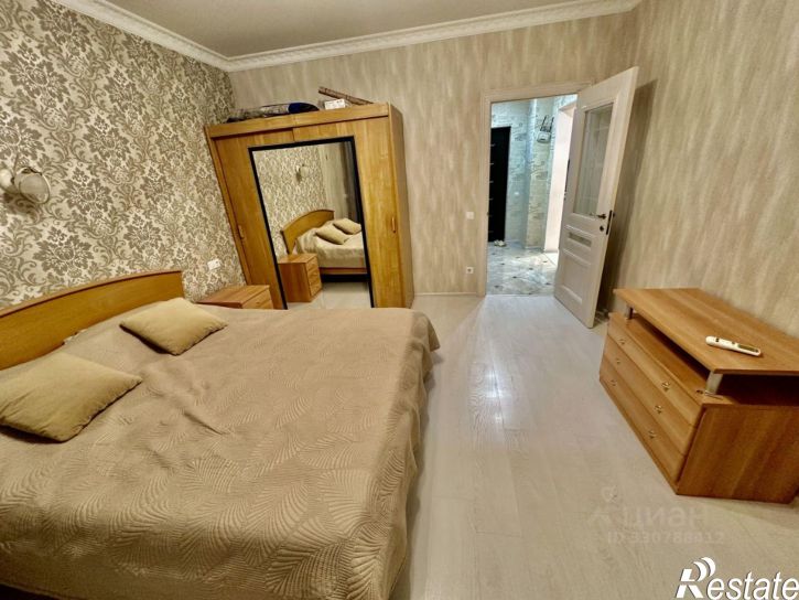 2-комн квартира улица Войкова, 27,  д. 27