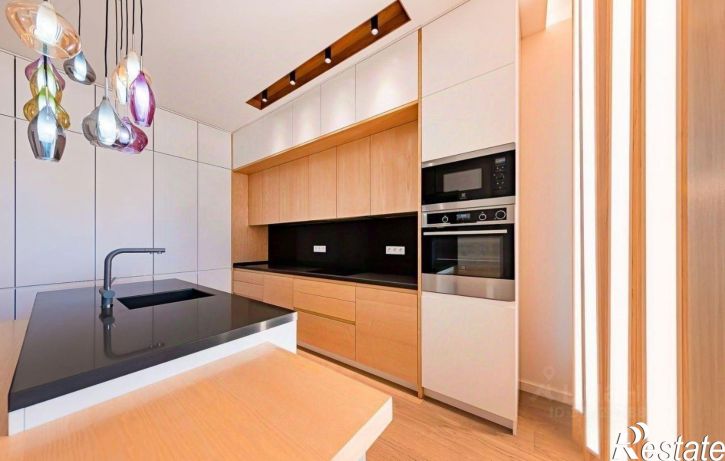 3-комн квартира ул Гагринская, 10,  д. 10