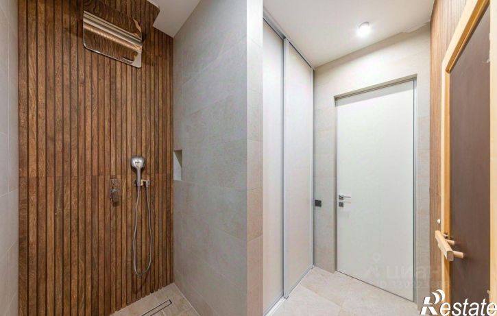 3-комн квартира ул Гагринская, 10,  д. 10