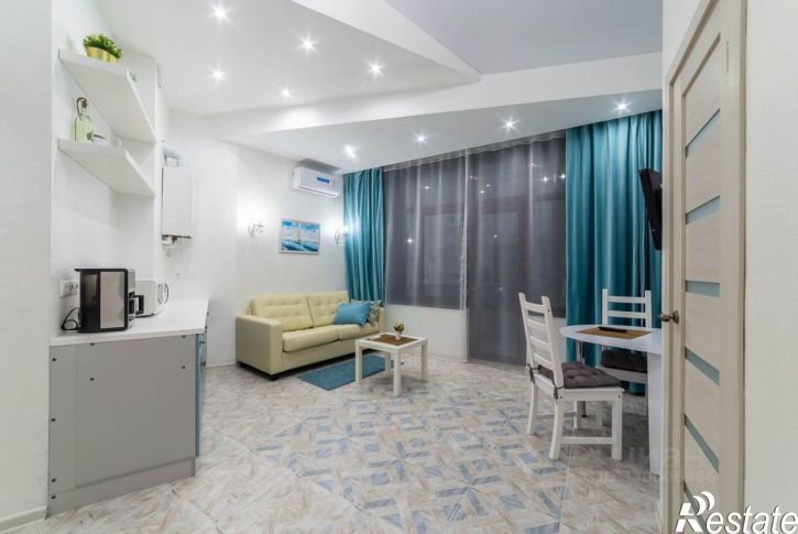 3-комн квартира Хостинский пер, 18,  д. 18