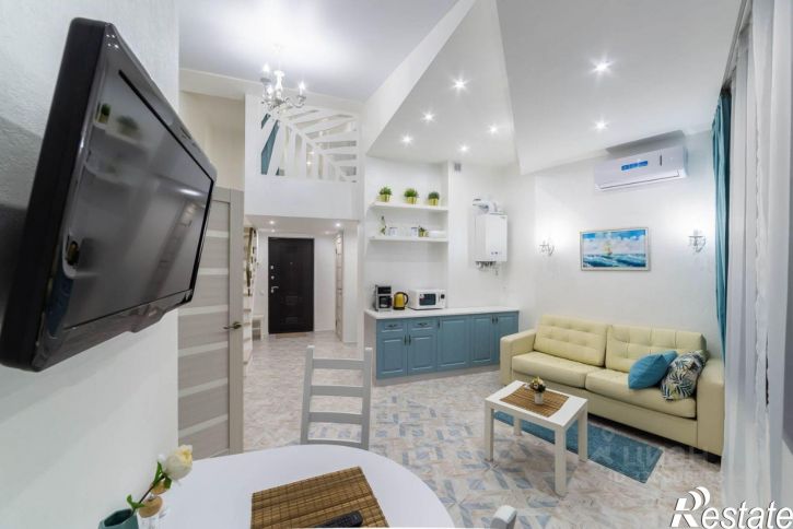 3-комн квартира Хостинский пер, 18,  д. 18