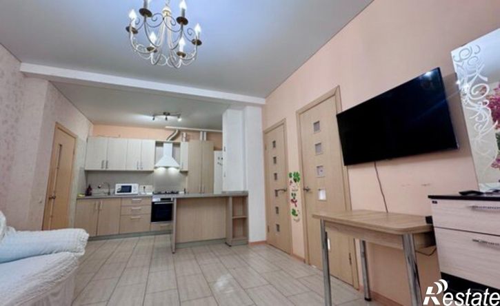3-комн квартира улица Голенева, 17/9,  д. 17/9
