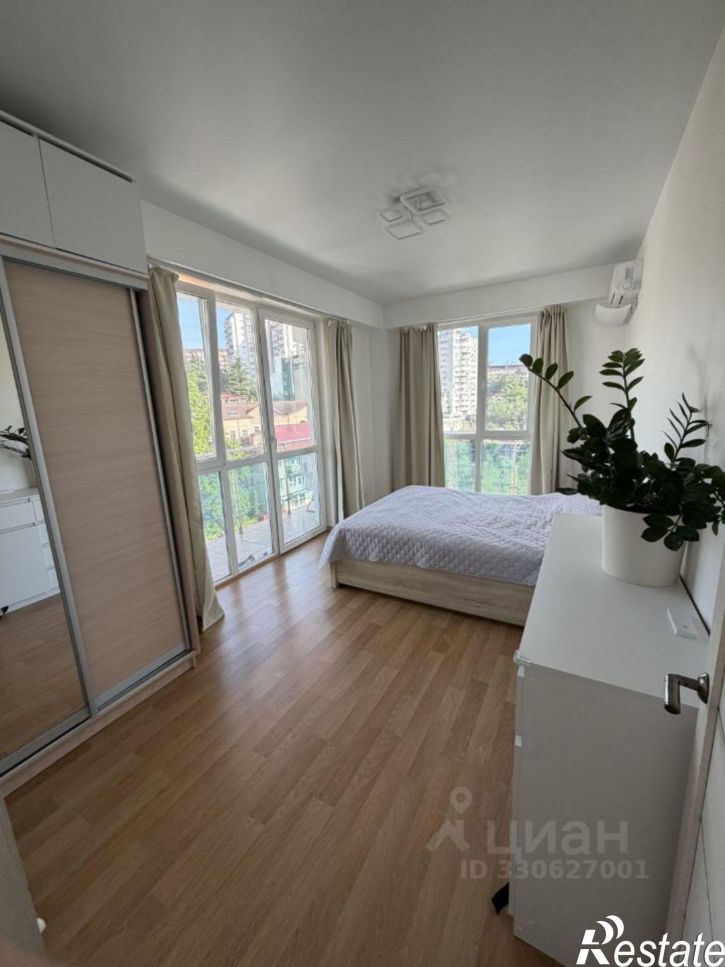 3-комн квартира Параллельная улица, 10,  д. 10