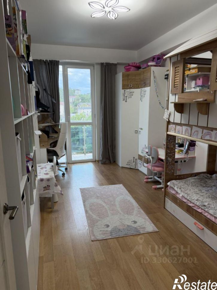 3-комн квартира Параллельная улица, 10,  д. 10