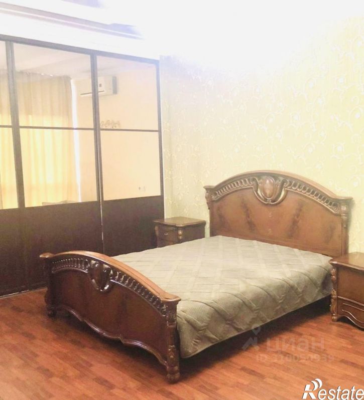 2-комн квартира улица Дмитриевой, 5,  д. 5