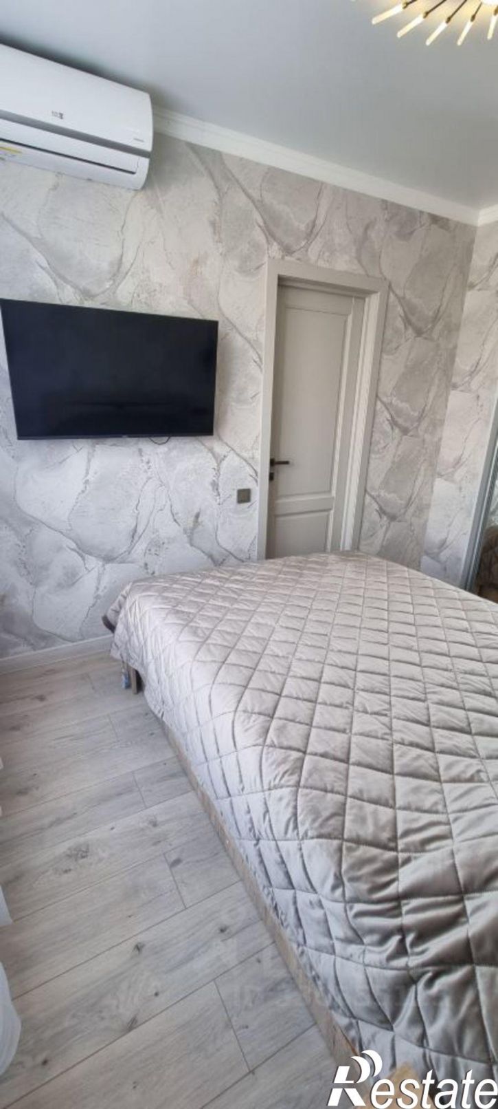 1-комн квартира улица Искры, 88 к10,  д. 88 к10