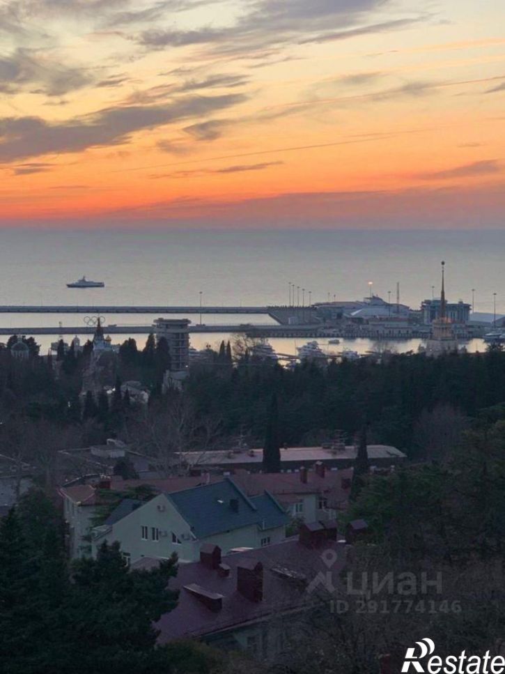 3-комн квартира ул Альпийская, 1/3,  д. 1/3