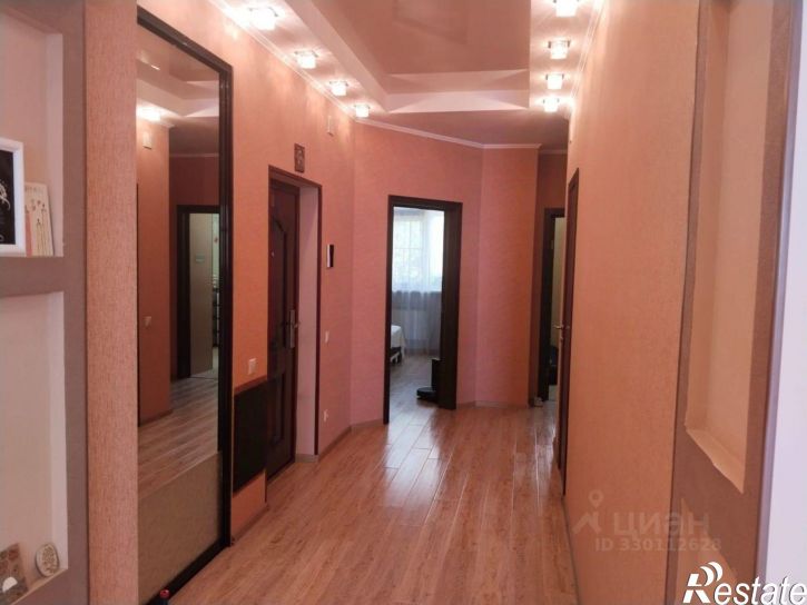 3-комн квартира Целинная улица, 12В,  д. 12В