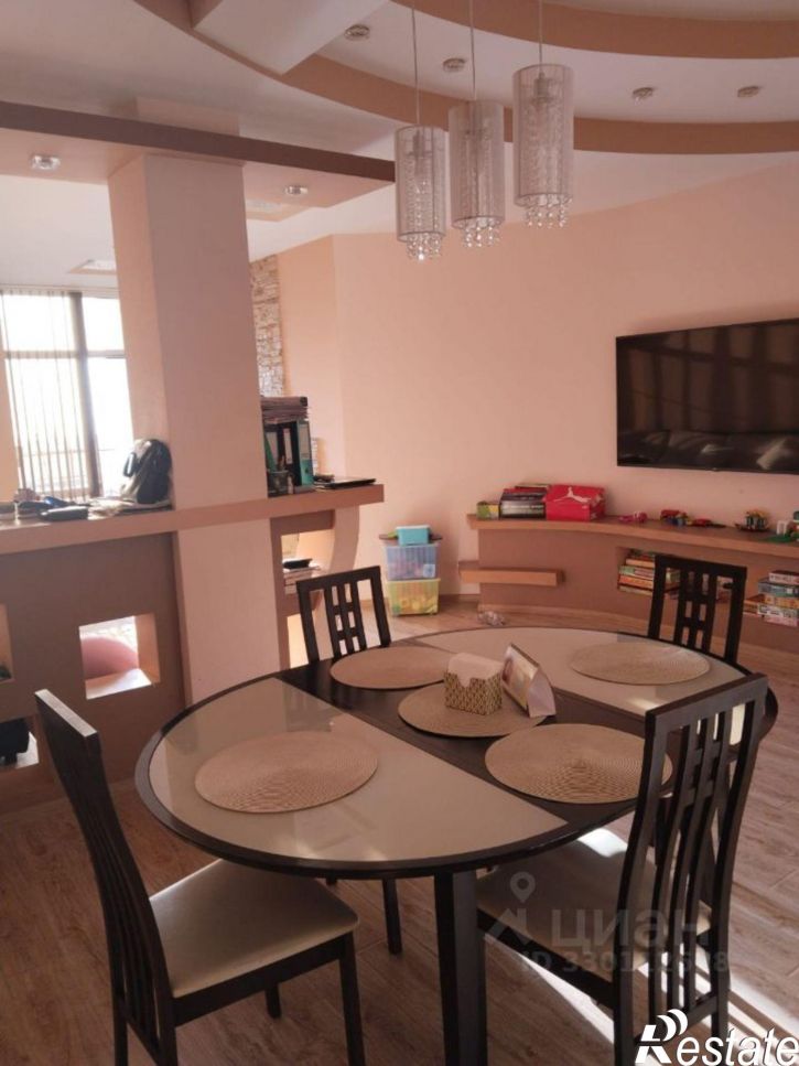 3-комн квартира Целинная улица, 12В,  д. 12В