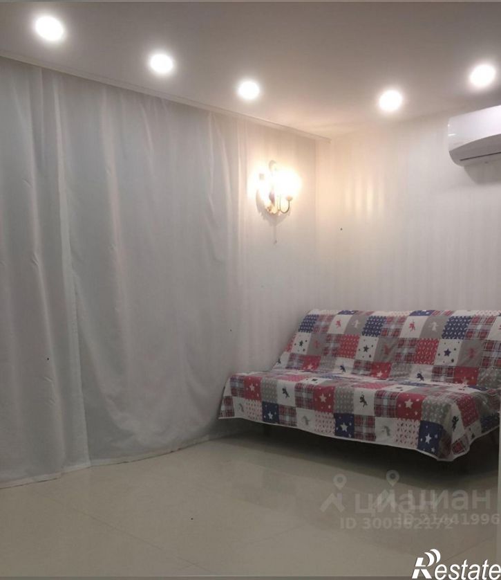 2-комн квартира Лазурная улица, 7А,  д. 7А