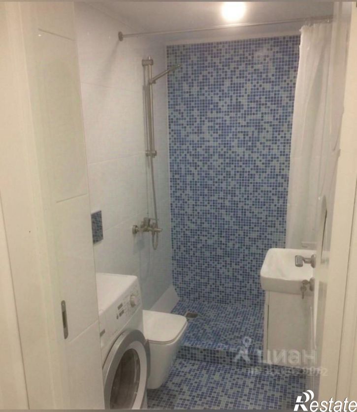2-комн квартира Лазурная улица, 7А,  д. 7А
