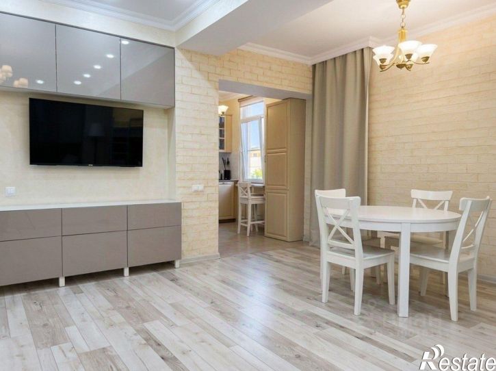 3-комн квартира ул Платановая, 15Б,  д. 15Б