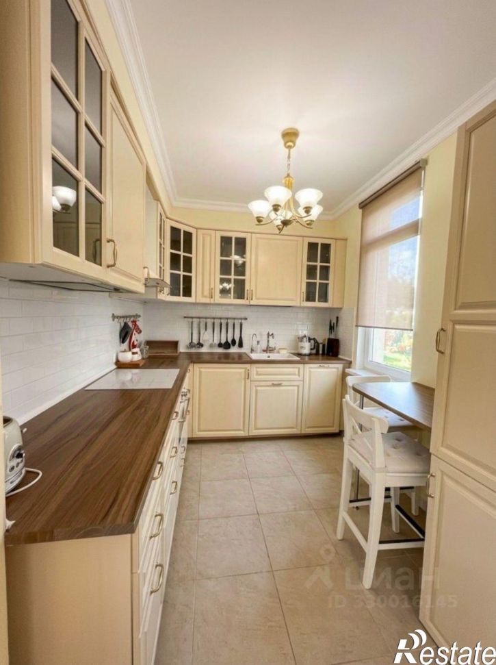 3-комн квартира ул Платановая, 15Б,  д. 15Б