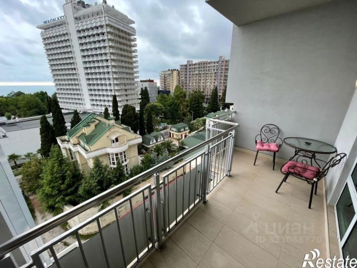 3-комн квартира ул Гагринская, 10,  д. 10