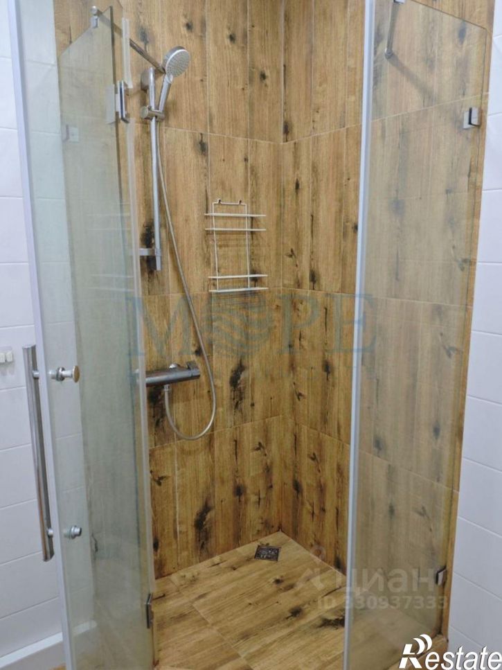 3-комн квартира улица Гастелло, 27Б,  д. 27Б