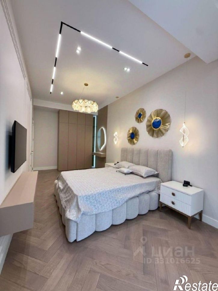 3-комн квартира улица Воровского, 3,  д. 3