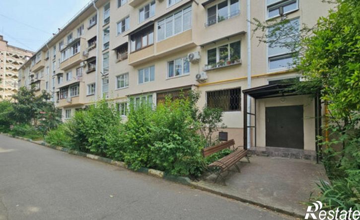 2-комн квартира улица Труда, 21,  д. 21