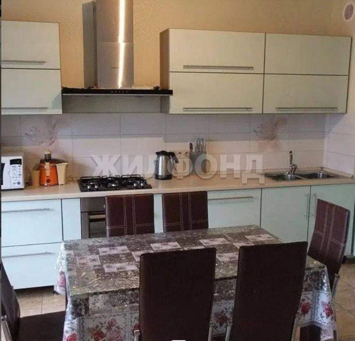 3-комн квартира Юртовский переулок, д.32