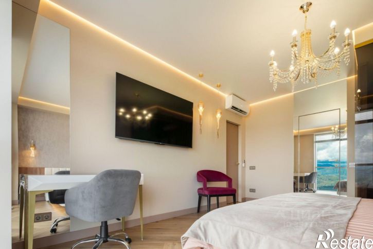 3-комн квартира ул Прозрачная, 35,  д. 35